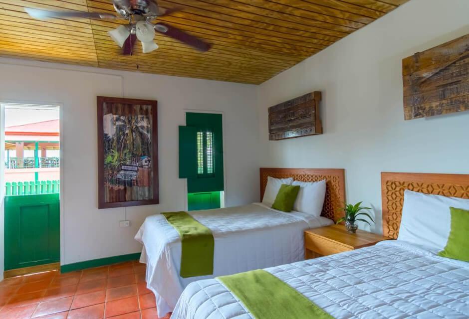 Hotel Hacienda Juanita Maricao Exterior foto